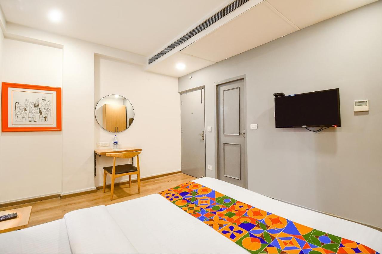 โอโย ทาวน์เฮาส์ 060 แอร์พอร์ต กรีน อาร์เขต Hotel โกลกาตา ภายนอก รูปภาพ