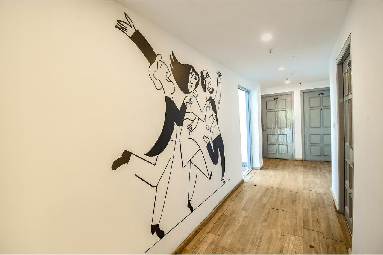โอโย ทาวน์เฮาส์ 060 แอร์พอร์ต กรีน อาร์เขต Hotel โกลกาตา ภายนอก รูปภาพ